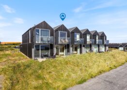 Idyllisk ferielejlighed med panoramaudsigt og brændeovn