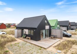 Fint og moderne sommerhus på Tyskerhavnen i Hvide Sande. Kat. nr.:  F4558, Langsand 155;