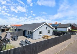 Charmerende og godt beliggende hus i Hvide Sande 200 m fra havet