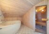 Hyggeligt sommerhus i Nr. Lyngvig med sauna, spa og gyngestativ (billede 14)
