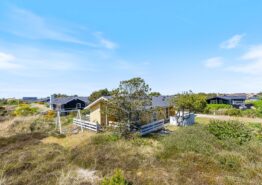 Ferienhaus mit Terrassen auf einem Naturgrundstück