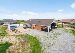 Lækkert feriehus med spa, sauna, udespa og udebruser. Kat. nr.:  G5417, Fyrmarken 285;