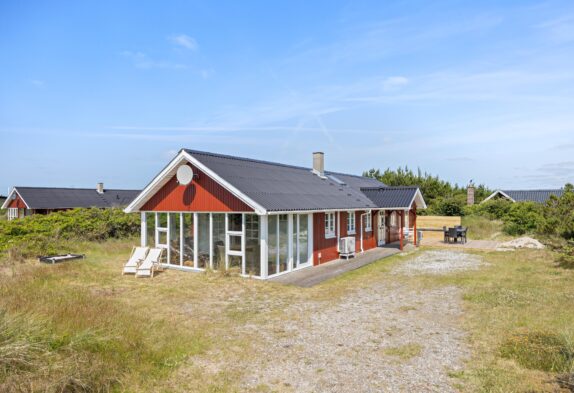 Smukt sommerhus til 6 personer i Nr. Lyngvig med udestue