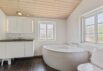 Lækkert stråtagshus med sauna og spa (billede 12)