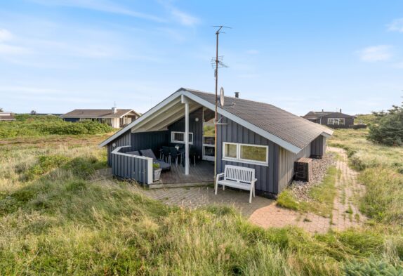 Gemütliches Holzhaus mit Kamin in Klegod