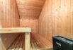 Hus på lyngklædt grund med lukket terrasse og carport (billede 14)
