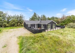Helles Nichtraucherhaus mit Whirlpool, Sauna & geschlossener Terrasse