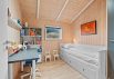 Familievenligt sommerhus med skøn terrasse og udkigspost (billede 17)