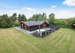 Kinderfreundliches Ferienhaus mit Badetonne – 2 Hunde erlaubt