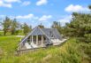 Feriehus med gode terrasser på dejlig afskærmet grund (billede 1)