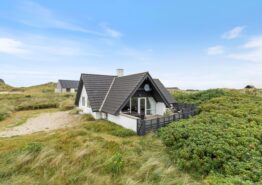 Schönes Ferienhaus in guter Lage auf Naturgrundstück