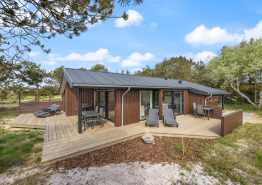 Ruhig gelegenes Sommerhaus für 6 Personen in Klegod