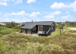 Dejligt sommerhus med sauna i Klegod