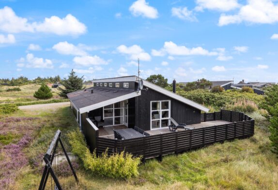 Schönes Ferienhaus mit überdachter und geschlossener Terrasse  – 2 Hunde erlaubt