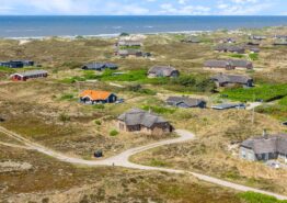 Luksussommerhus på unik naturgrund med terrasse