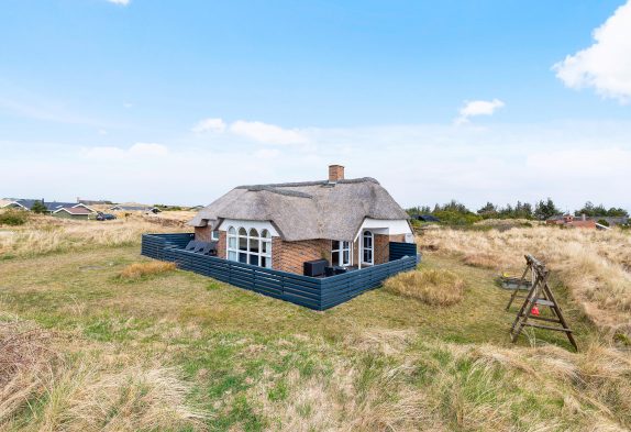 Schönes Ferienhaus mit Sauna, Whirlpool und Holzofen