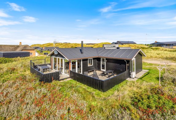 Gemütliches Ferienhaus nur 300 m vom Strand – Hund erlaubt