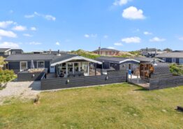 Schönes Ferienhaus mit Billard,Tischtennis und Außensauna