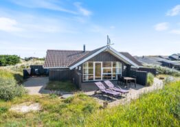 Gemütliches, strandnahes Ferienhaus in Houvig´s Dünen