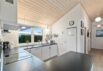 Feriehus med sauna, lukket terrasse og kun 450 m til havet (billede 12)