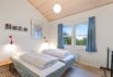 Feriehus med sauna, lukket terrasse og kun 450 m til havet (billede 18)