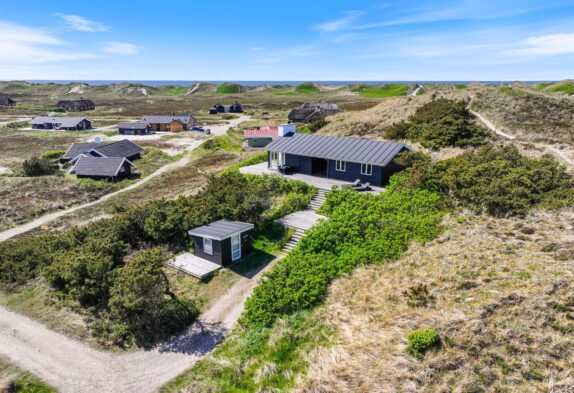 2020 renoviertes Ferienhaus nur 350m vom Strand