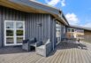 Spændende arkitekttegnet feriehus med dejlig træterrasse og beliggenhed (billede 31)