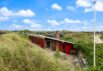 Charmantes, strandnahes Ferienhaus mit herrlichen Terrassen (Bild  1)