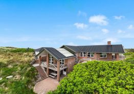 Schickes Ferienhaus mit Aktivitätsraum, Sauna und Whirlpool