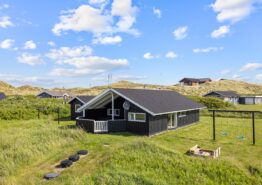 Schönes Ferienhaus mit eingezäunter Terrasse, Hunden erlaubt