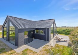 Modernes Ferienhaus mit 50 qm² großer überdachter Terrasse