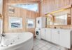 Strandnahes Ferienhaus mit Whirlpool, Sauna und Internet (Bild  16)