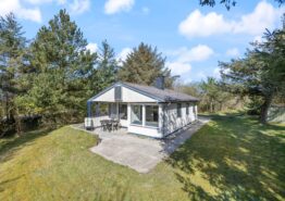 Træsommerhus med brændeovn på Lodberg Hede. Kat. nr.:  K6363, Koglevej 2;