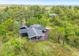 Gemütliches Ferienhaus mit Badetonne in ruhiger Umgebung. Kat. nr.:  K6742, Hybenvej 62;