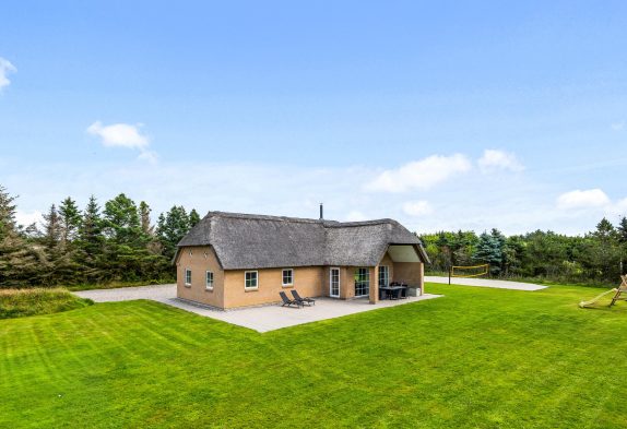 Reetdachferienhaus mit Whirlpool für 6 Personen und 2 Hunde