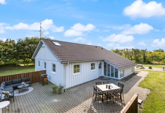 Ferienhaus mit Swimmingpool & Grill für die Großfamilie