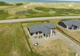 Dejligt Sommerhus med spa, sauna og 170 meter til stranden