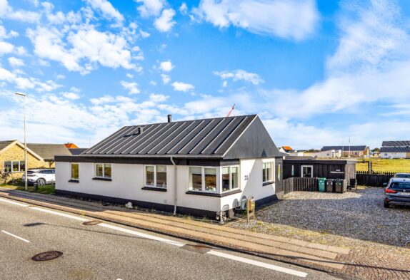 Modernes Ferienhaus mit Badetonne, 2. Hunde erlaubt