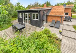 Velholdt hus med brændeovn ved Nissum Fjord – 2 hunde tilladt