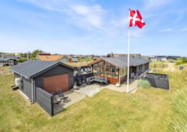 Schönes Ferienhaus mit Aktivitätsraum und Wintergarten