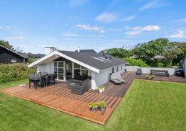 Skønt feriehus med brændeovn og sauna. Kat. nr.:  i0052, Nordsøvej 129;