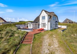 Charmantes Ferienhaushaus mit Reetdach und Sauna