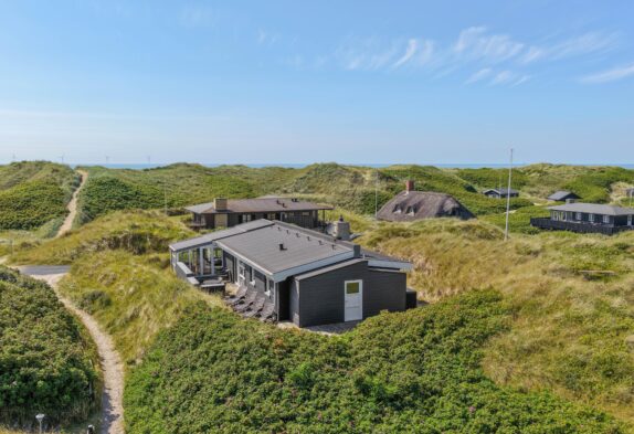 Strandnahes Ferienhaus mit Holzofen in zentraler Lage