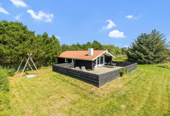 Schönes Ferienhaus mit Sauna und Holzofen, 1 Hund