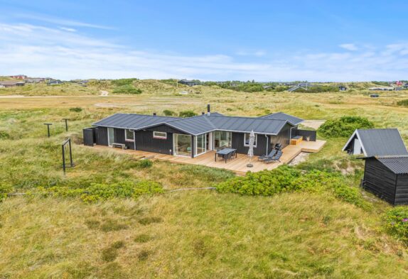 Schönes Ferienhaus mit Sauna,Holzofen und Tischfussball