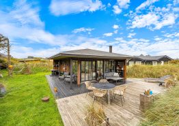 Hyggeligt sommerhus til 2 personer midt i Søndervig