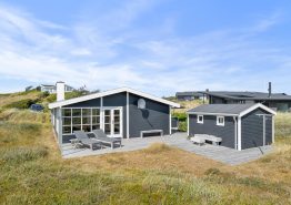 Geschmackvolles Ferienhaus direkt am Strand