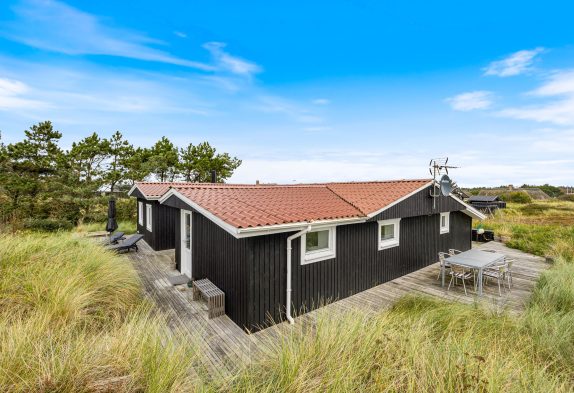 Hyggeliges Ferienhaus mit Sauna und Whirlpool in Søndervig