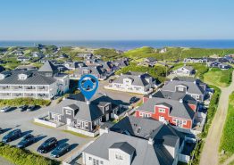 Charmerende Feriehus med spa og brændeovn