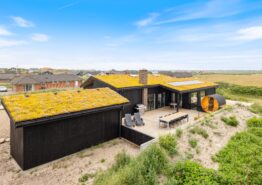 Modernes Ferienhaus mit Pool für 10 Personen und 2 Hunde